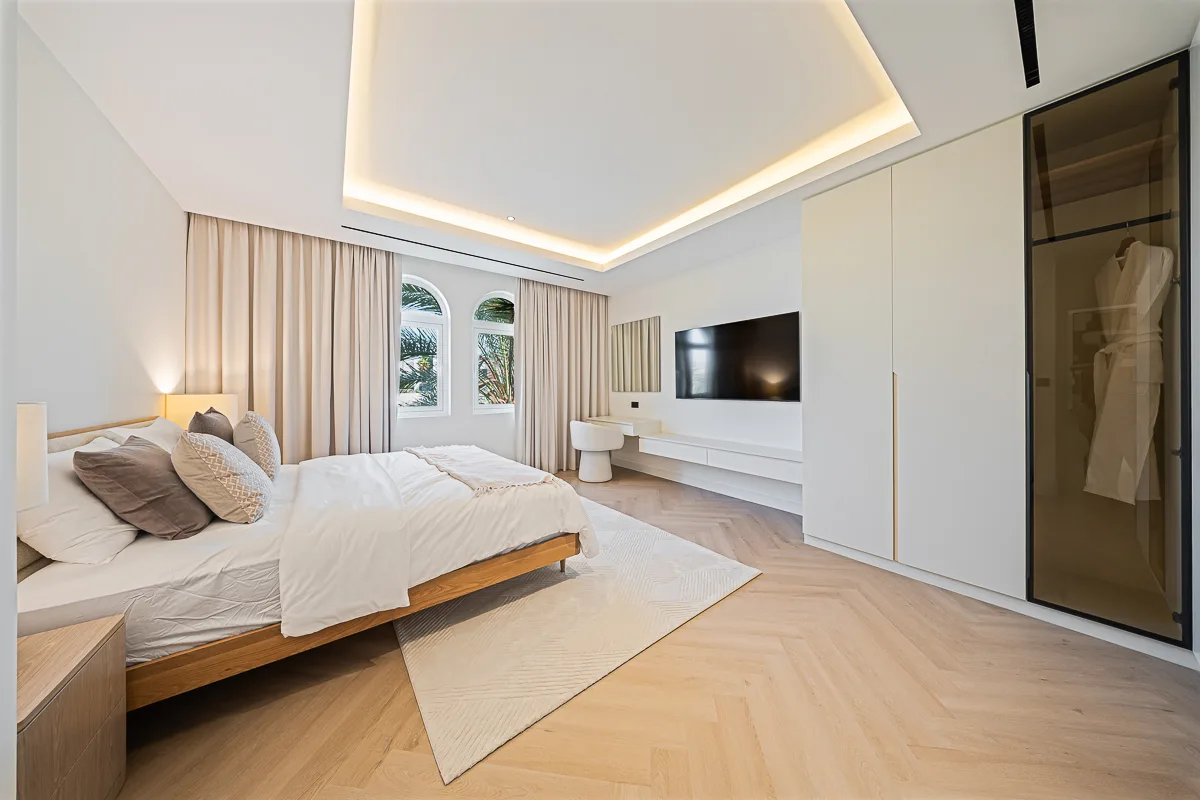 Ensuite bedrooms and study at Villa Sfiora