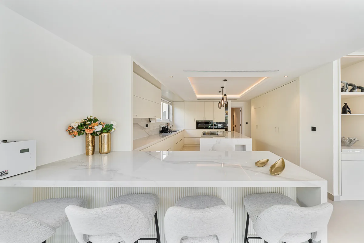 Show kitchen with Miele and Siemens appliances at Villa Sfiora