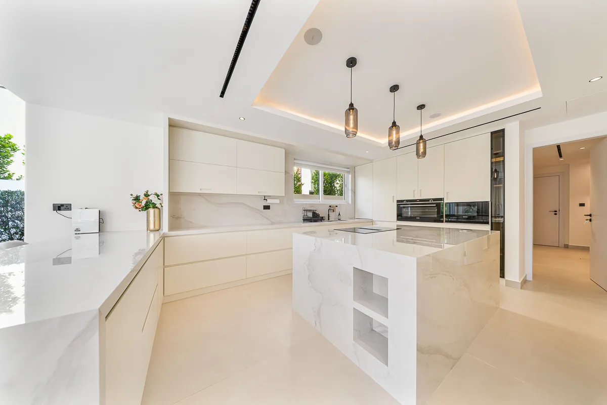Show kitchen with Miele and Siemens appliances at Villa Sfiora